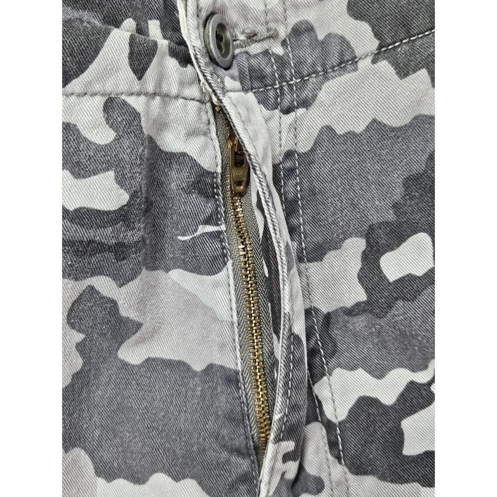 Levi's Ace Cargo Pants Men's Fits 32x29 Tag 32x32 Gray Camo White Tab Utility
